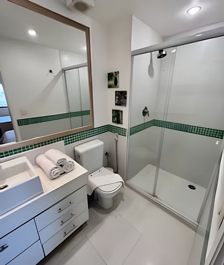 UNU 1503 Tatuapé: Wi-fi, camareira, piscina e+
