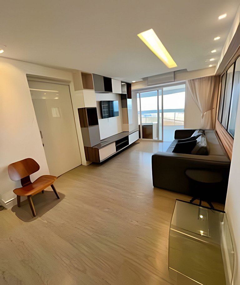 UNU 601 Armação: Frente/Vista Mar, Piscina, WiFi +