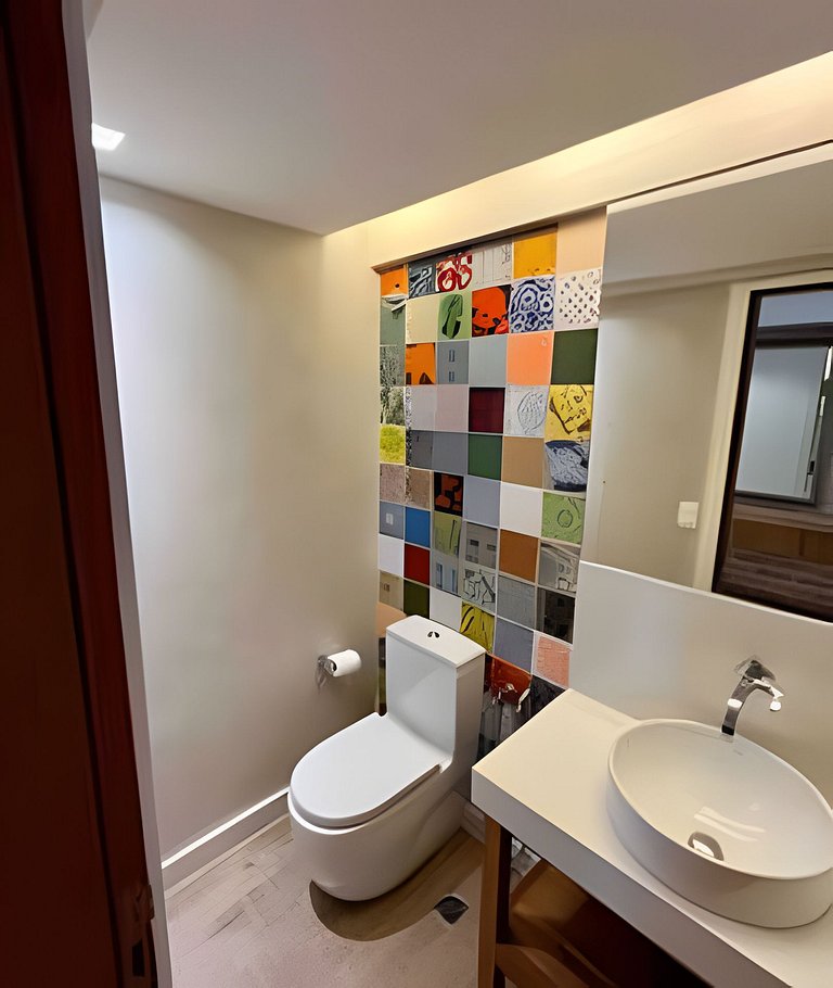 UNU 601 Armação: Frente/Vista Mar, Piscina, WiFi +