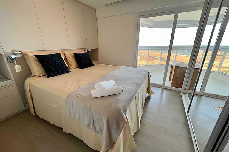 UNU 601 Armação: Frente/Vista Mar, Piscina, WiFi +