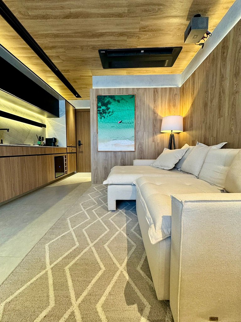 UNU 405 Loft Luxury Corredor da Vitória: piscina +
