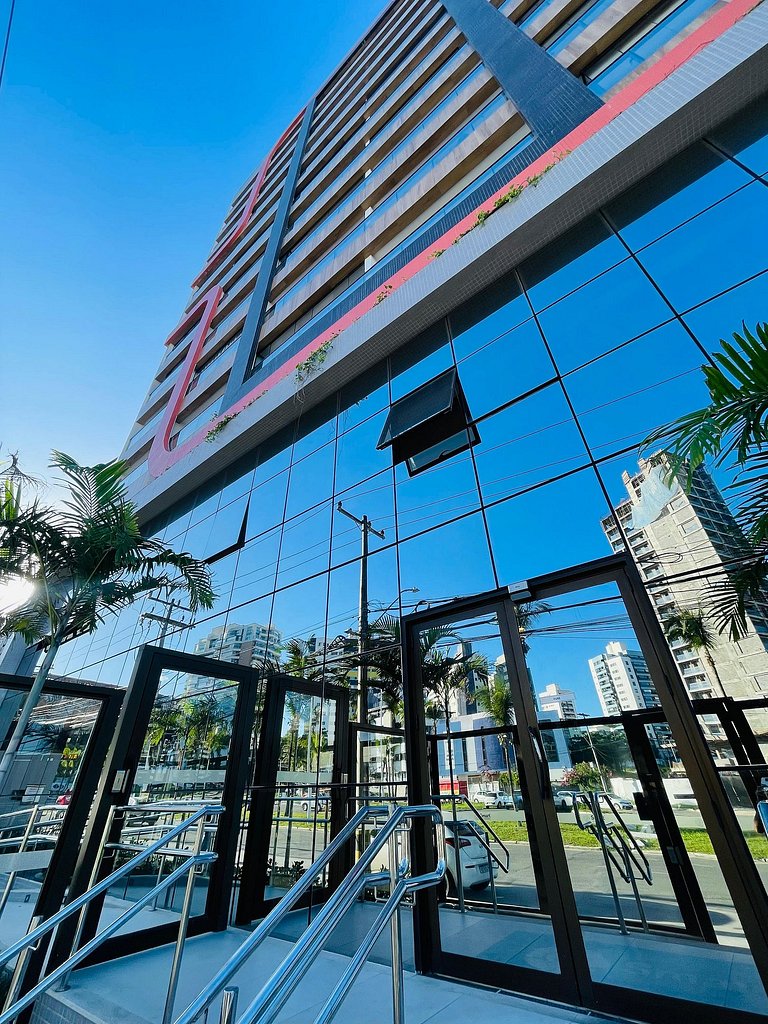 UNU 109 Smart C. Convenções: Piscina, academia e +
