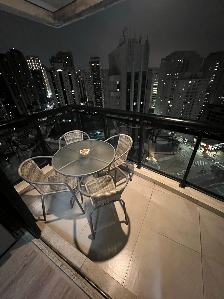 UNU Loft Ibirapuera: piscina, academia, e +.