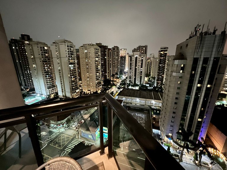 UNU Loft Ibirapuera: piscina, academia, e +.