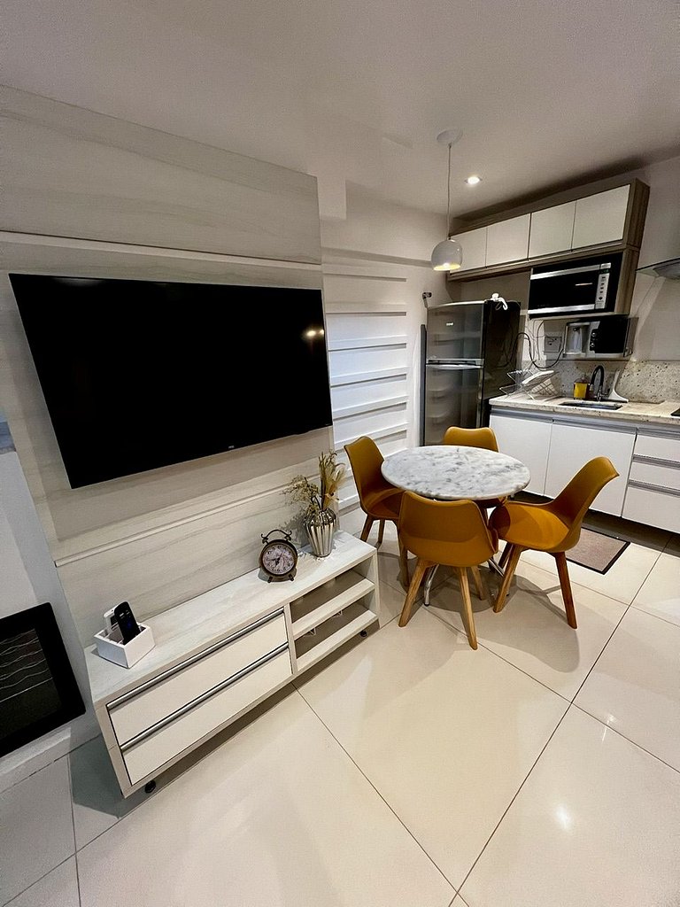 UNU 707 Duplex: Vista mar, piscina, C. Convenções