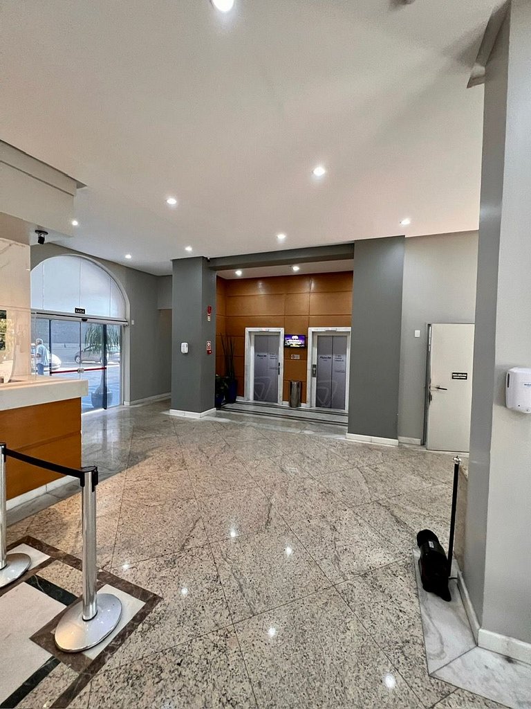 UNU Allianz: Piscina, Academia, Restaurante +