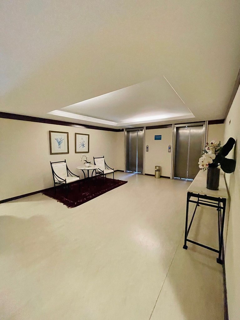 UNU 319 The Plaza Ondina - piscina, academia e +