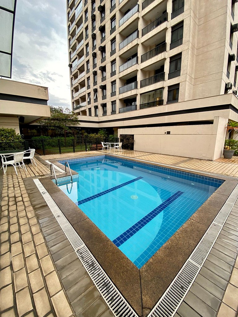 UNU 2001 Congonhas: Aeroporto, piscina, academia +