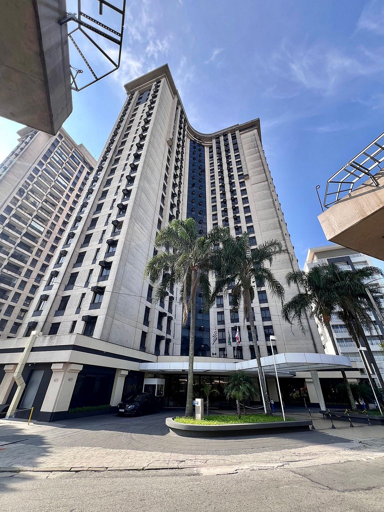 UNU 2001 Congonhas: Aeroporto, piscina, academia +