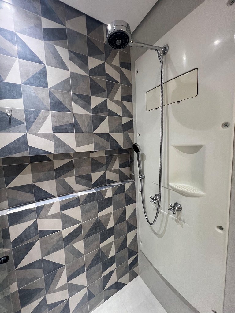 UNU 2001 Congonhas: Aeroporto, piscina, academia +