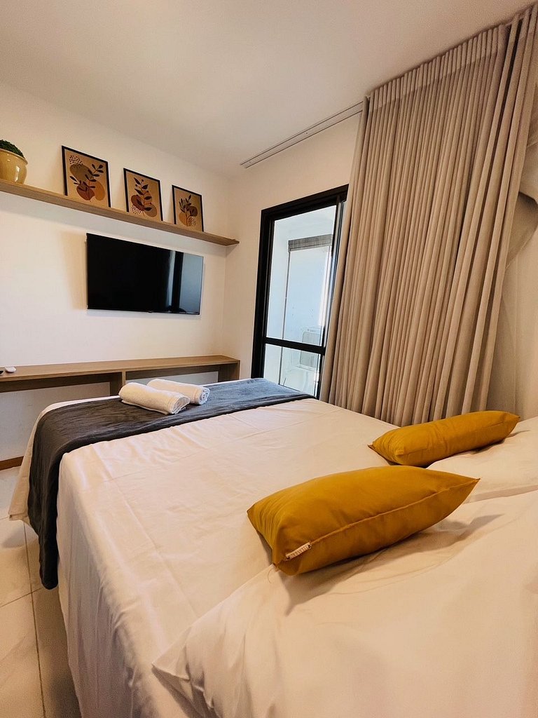 UNU 930 C. Convenções: Piscina, academia e +