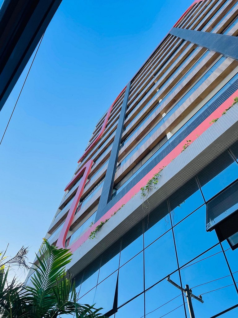 UNU 921 C. Convenções: Piscina, academia e +