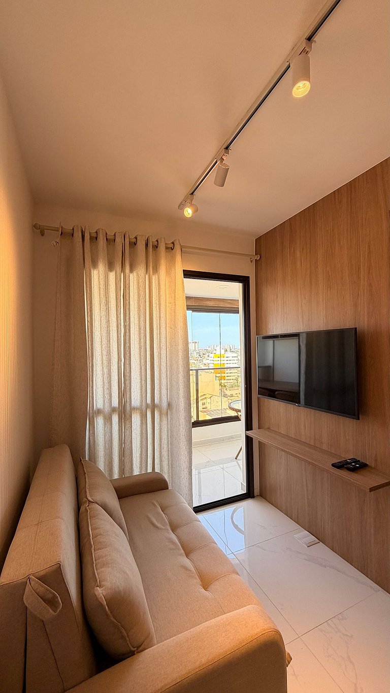 UNU 921 C. Convenções: Piscina, academia e +