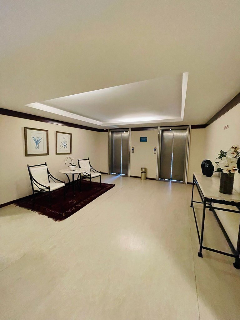 UNU 319 The Plaza Ondina - piscina, academia e +