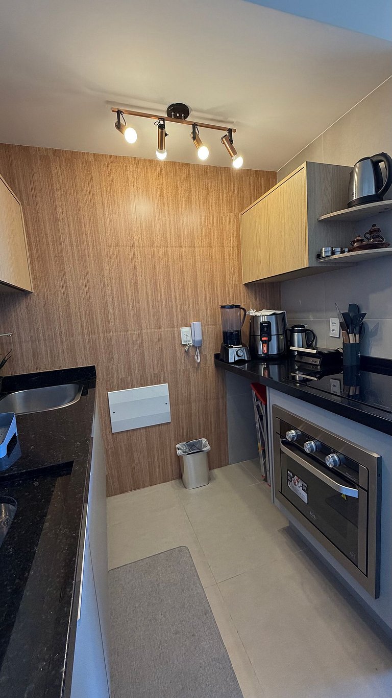 UNU 503 Rio Vermelho Conceito: piscina, academia +