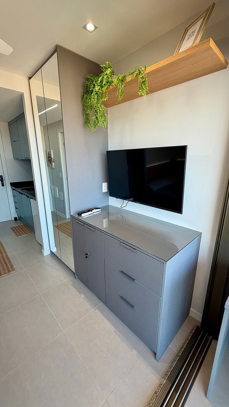 UNU 304 Rio Vermelho Conceito: piscina, academia +